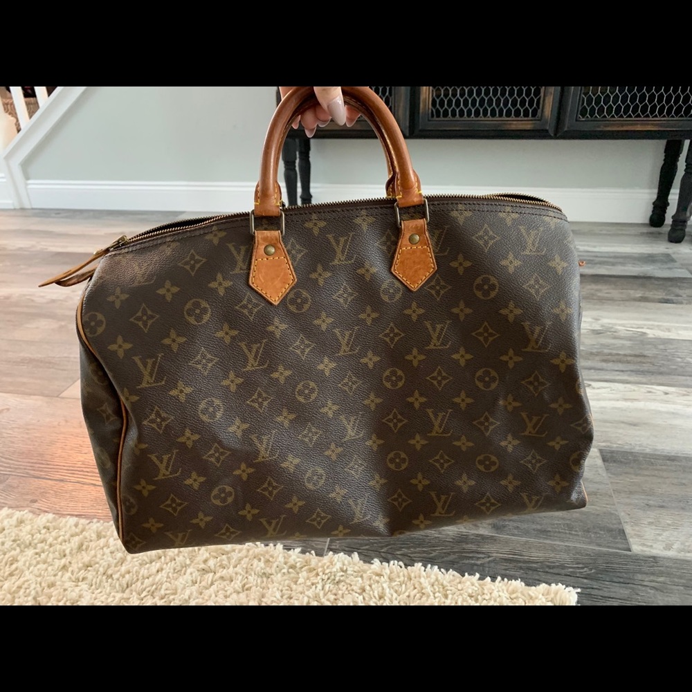 Louis Vuitton Speedy 40